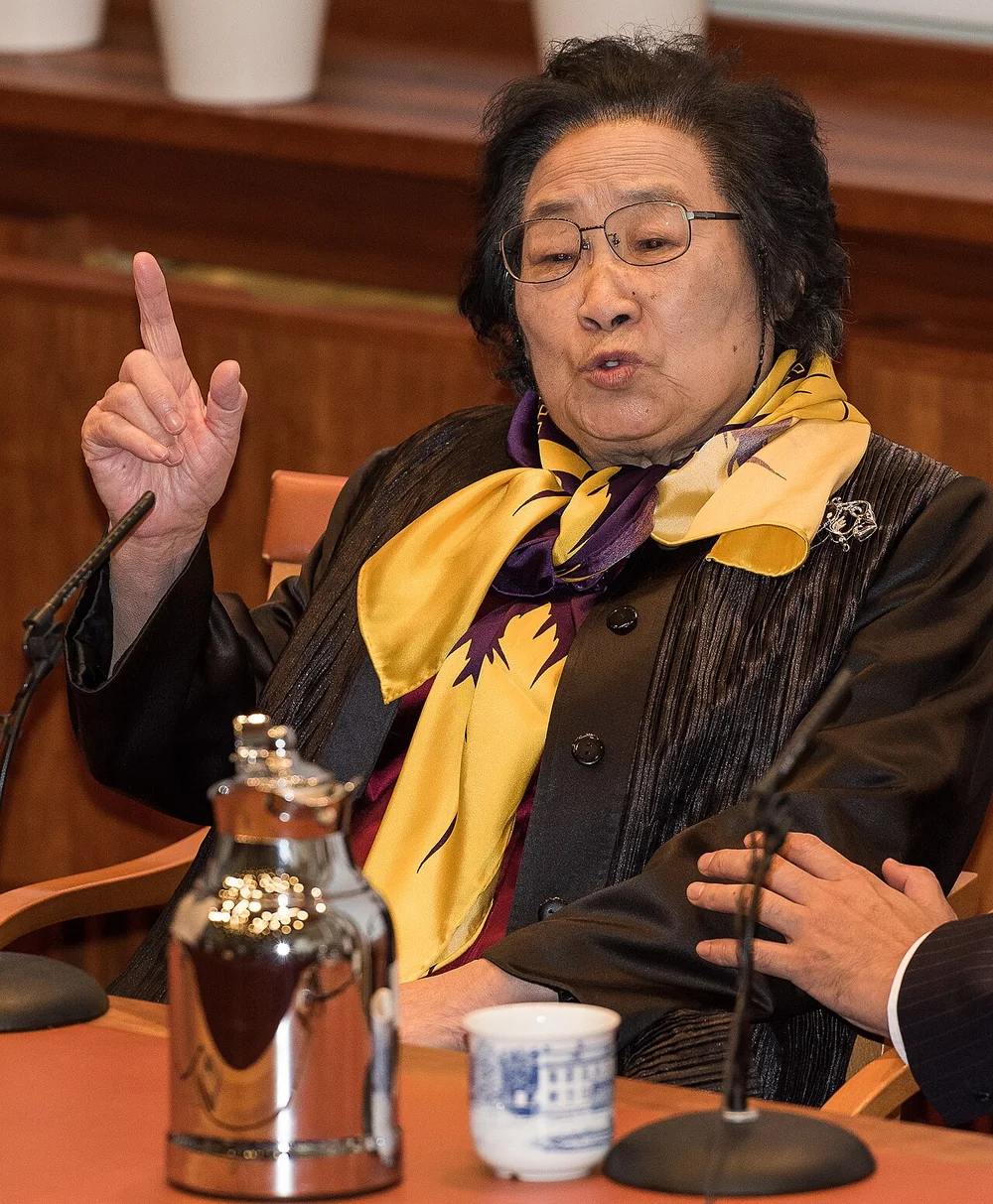 Portrait of Tu Youyou